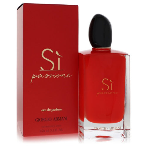 Armani Si Passione by Giorgio ArmaniEau De Parfum Spray 5.1 oz 5.1 oz / 151 ml / Alcohol, Amber, Woody, Aldehyde, Oils Women