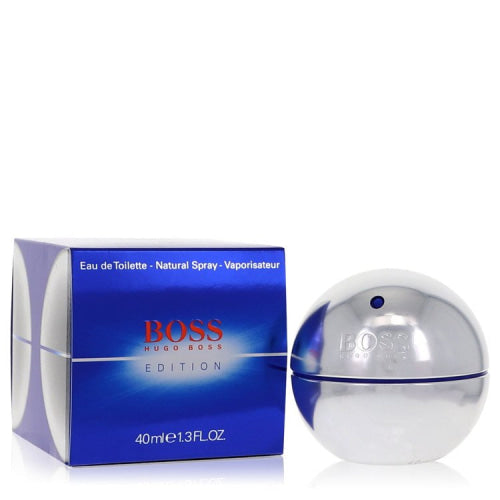 Boss In Motion Electric by Hugo BossEau De Toilette Spray 1.3 oz 1.3 oz / 38 ml / Alcohol, Amber, Woody, Aldehyde, Oils Men