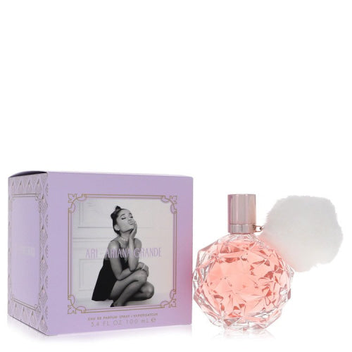 Ari by Ariana GrandeEau De Parfum Spray 3.4 oz 3.4 oz / 100 ml / Alcohol, Amber, Woody, Aldehyde, Oils Women