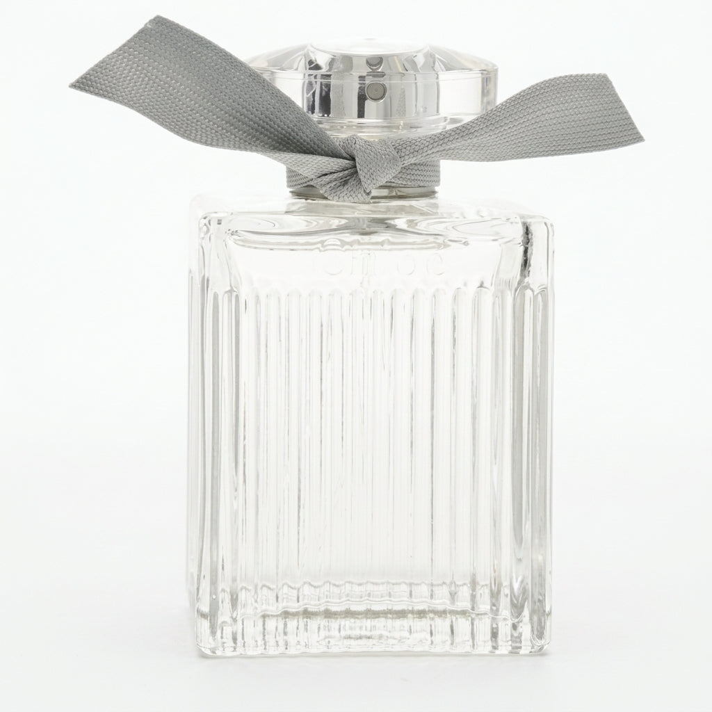 Eau de Parfum — Studio - Clean | Generated by Modelize
