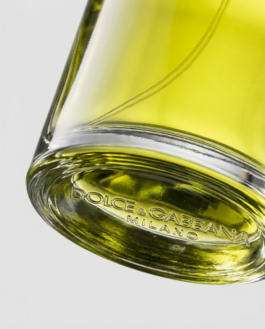 Fragrance Gift Set — Liquid and Glass Detail | Generated by Modelize