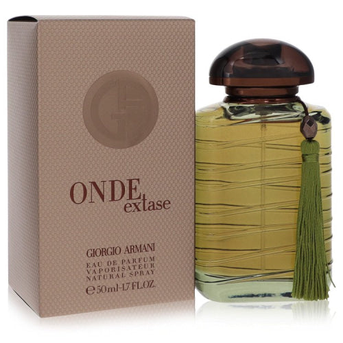 Onde Extase by Giorgio ArmaniEau De Parfum Spray 1.7 oz 1.7 oz / 50 ml / Alcohol, Amber, Woody, Aldehyde, Oils Women